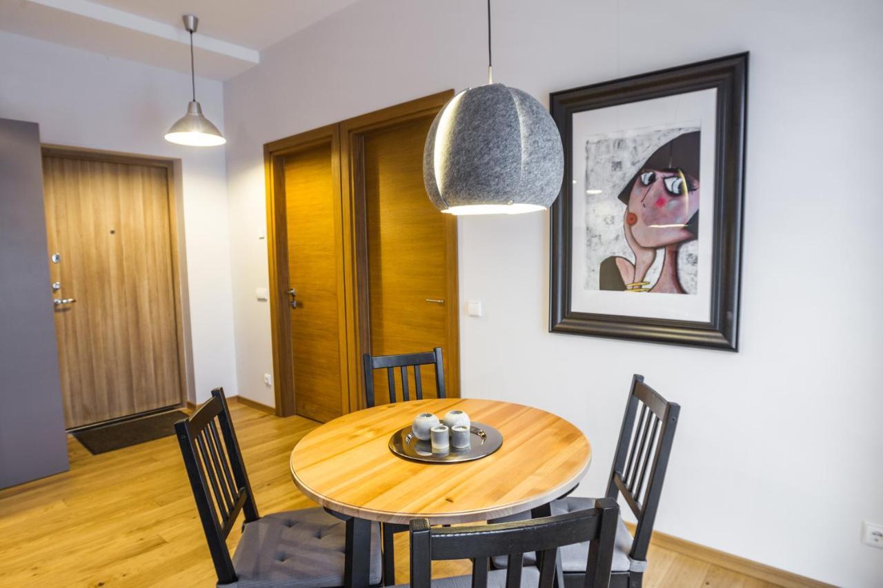 Stylish 1Bd Apartment In Old Town By Hostlovers Kaunas Exterior photo